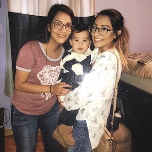 Meet your Posher, Lilia